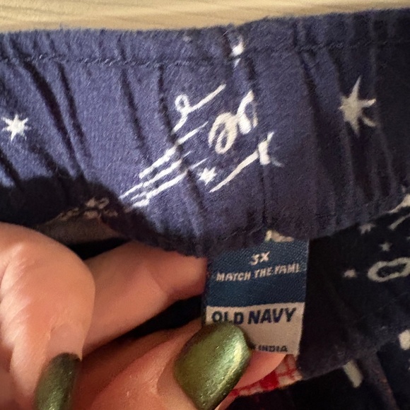 Old Navy flannel Santa and his reindeer PJ bottoms size 3x - Picture 4 of 4